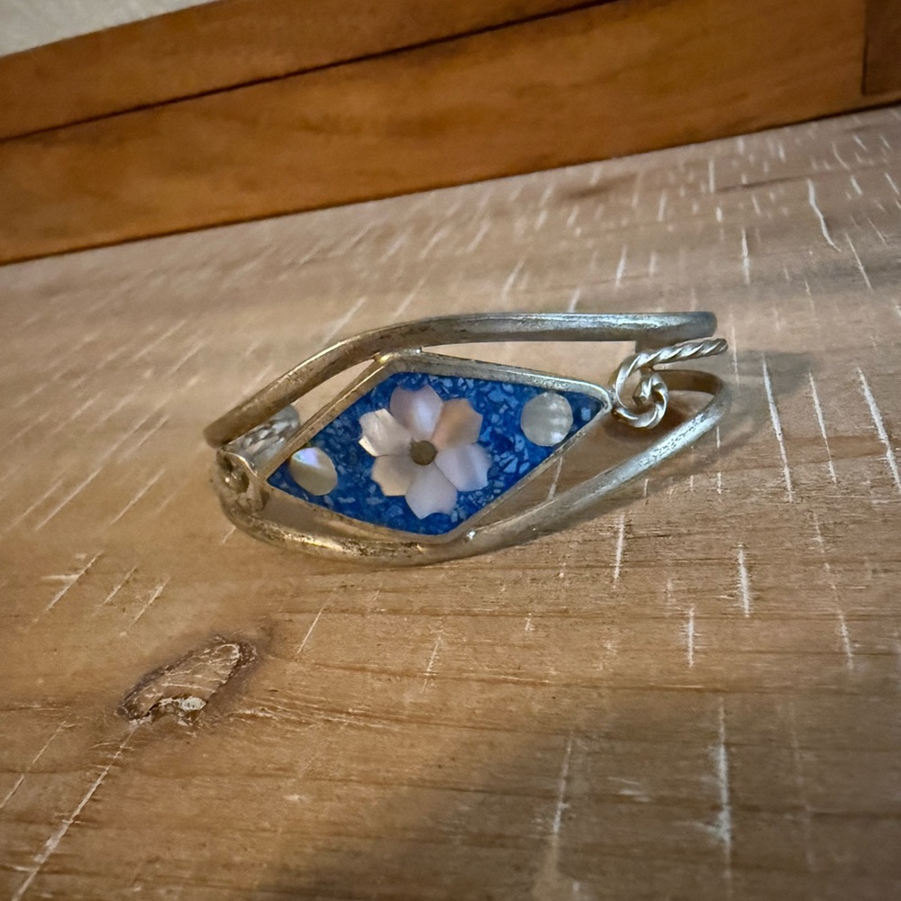 Silver and Blue Floral Women's Bracelet